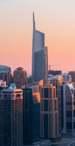 Jumeirah Lake Towers von der Dubai Marina, Almas Tower, Dubai, Vereinigte Arabische Emirate Jumeirah Lake Towers von der Dubai Marina, Almas Tower, Dubai, Vereinigte Arabische Emirate